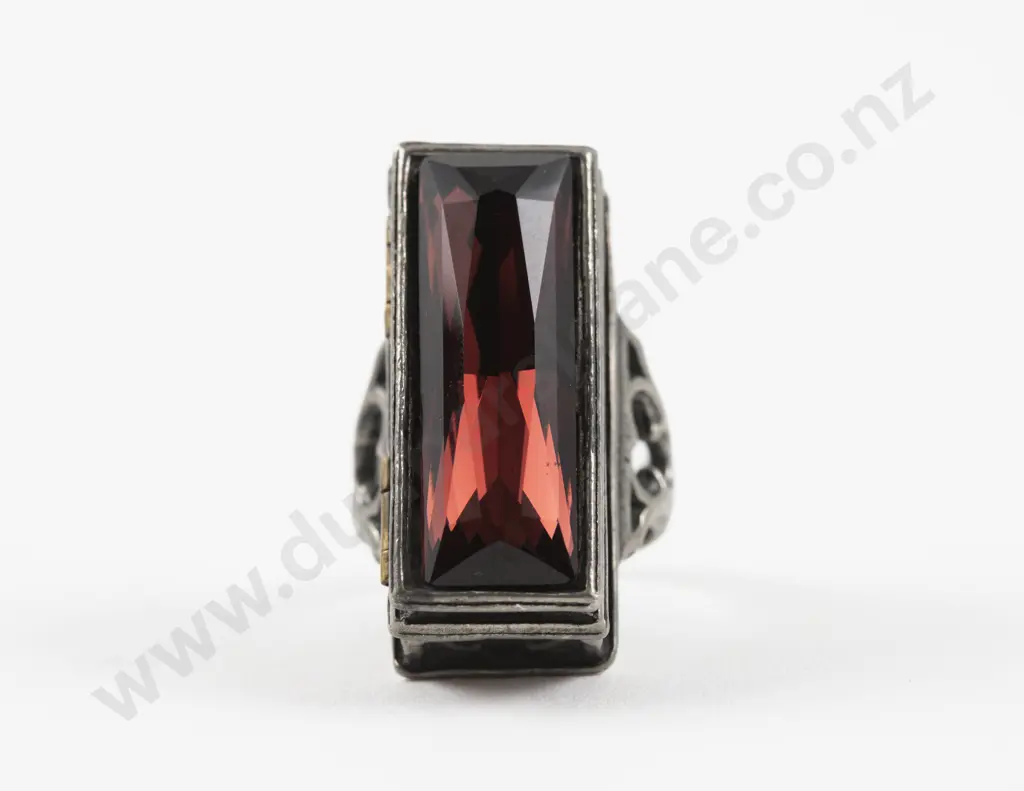 Alchemy Carta Single Swarovski Crystal 'Pope Alexander's Poison Casket' Ring Image 1++