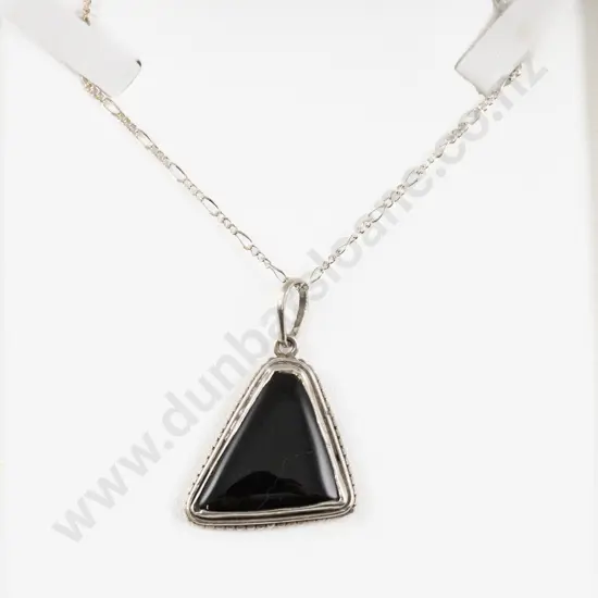 S/S Framed Single Onyx Fancy Pendant on S/S Neck Chain