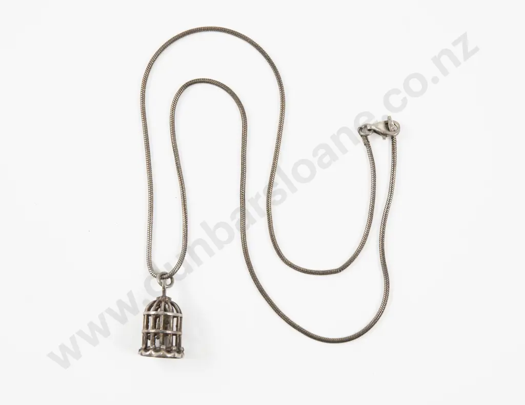 S/S Bird Cage Pendant on S/S Neck Chain Image 1++