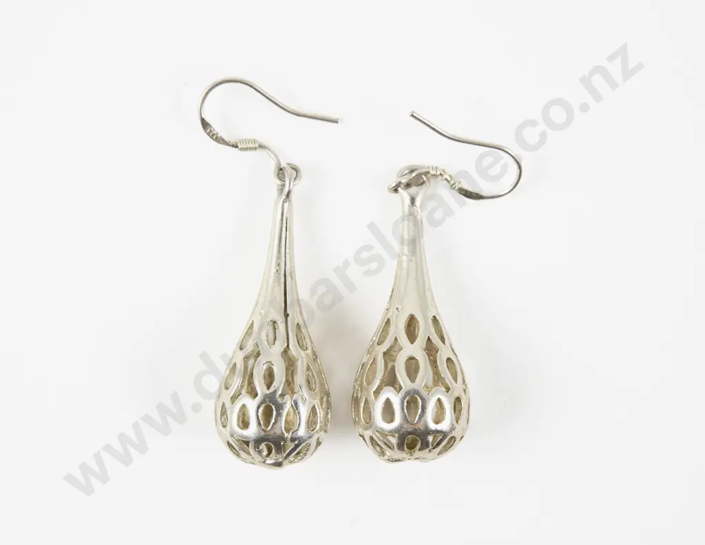 Pair S/S Pendant Drop Earrings Image 1++