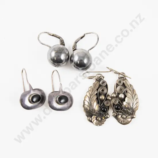 Three Pairs of S/S Pendant Drop Earrings