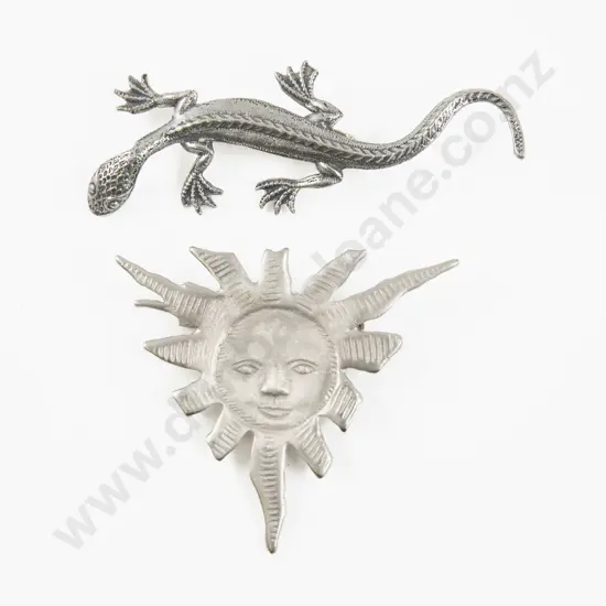 Tie Rack (America) Sun Burst Brooch with Other