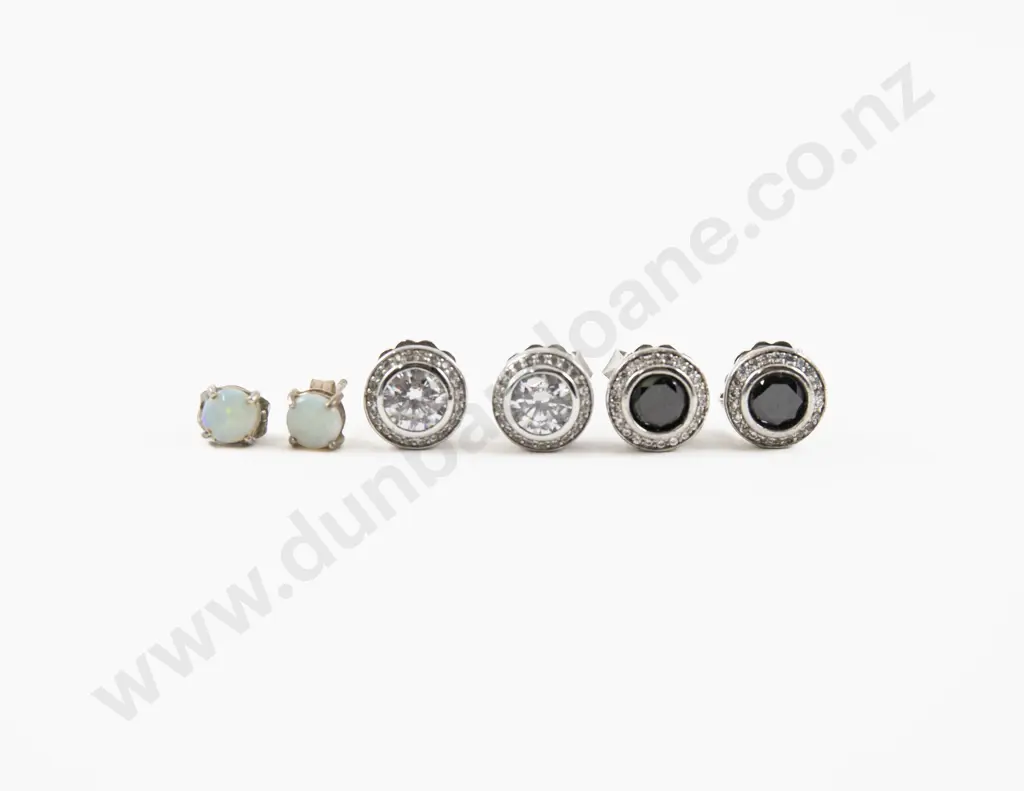 Three Pairs of Gem Set Stud Earrings Image 1++