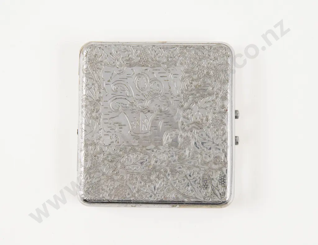 Mid 20th Century Silver Plated Engraved Powder and Cigarette Compact Image 1++