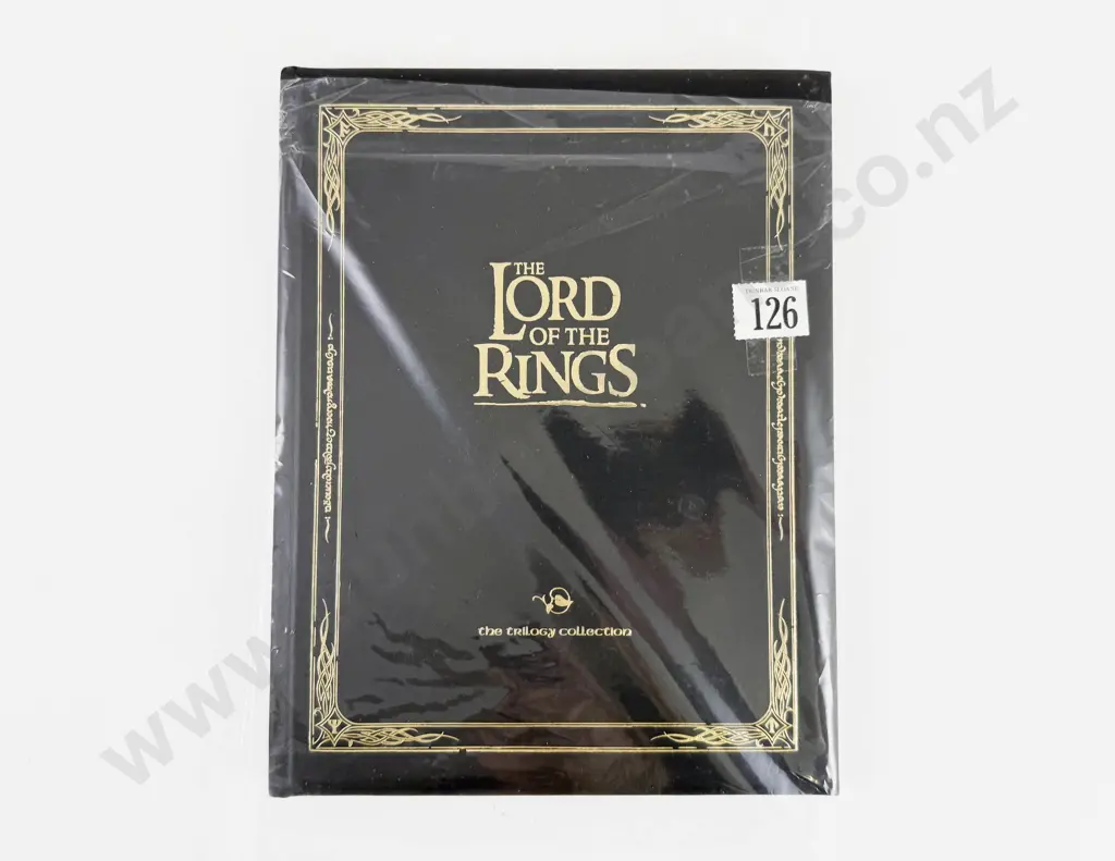 NZ The Lord of the Rings The Trilogy Collection Stamp Album Image 1++