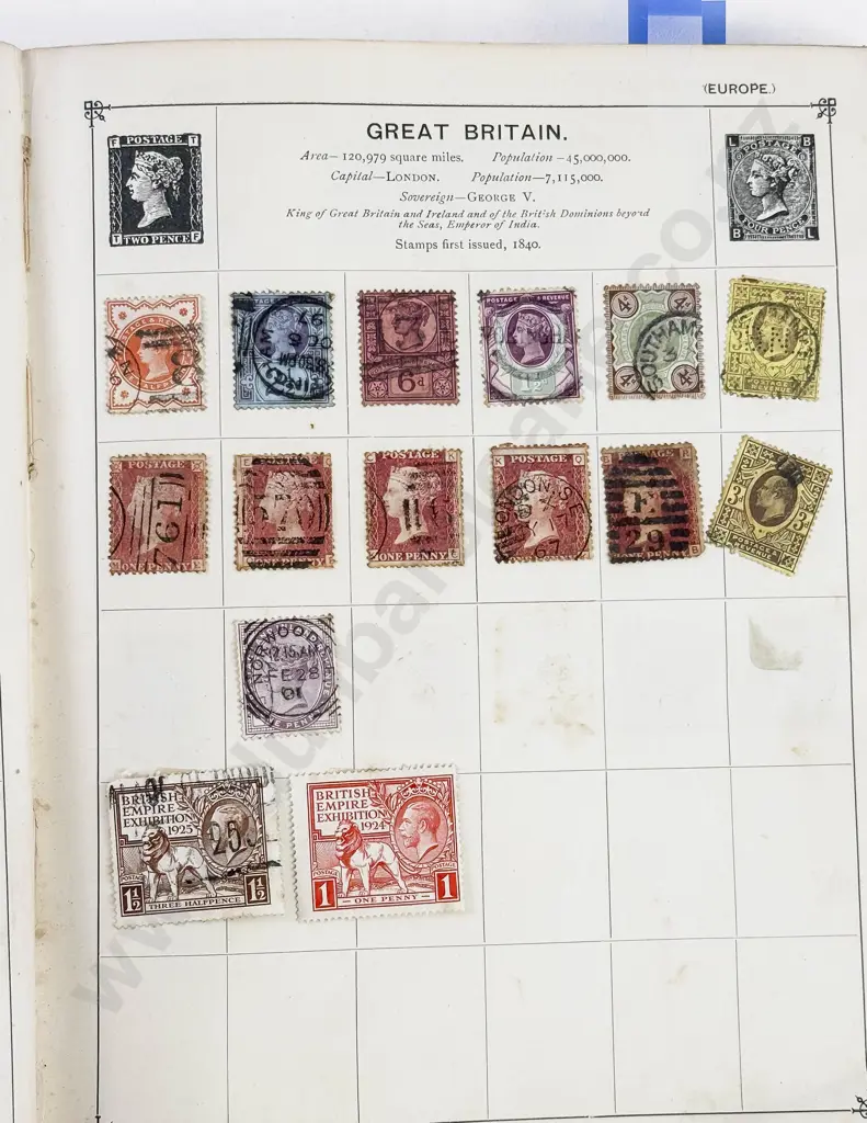 Vintage World Stamp Album Image 1++