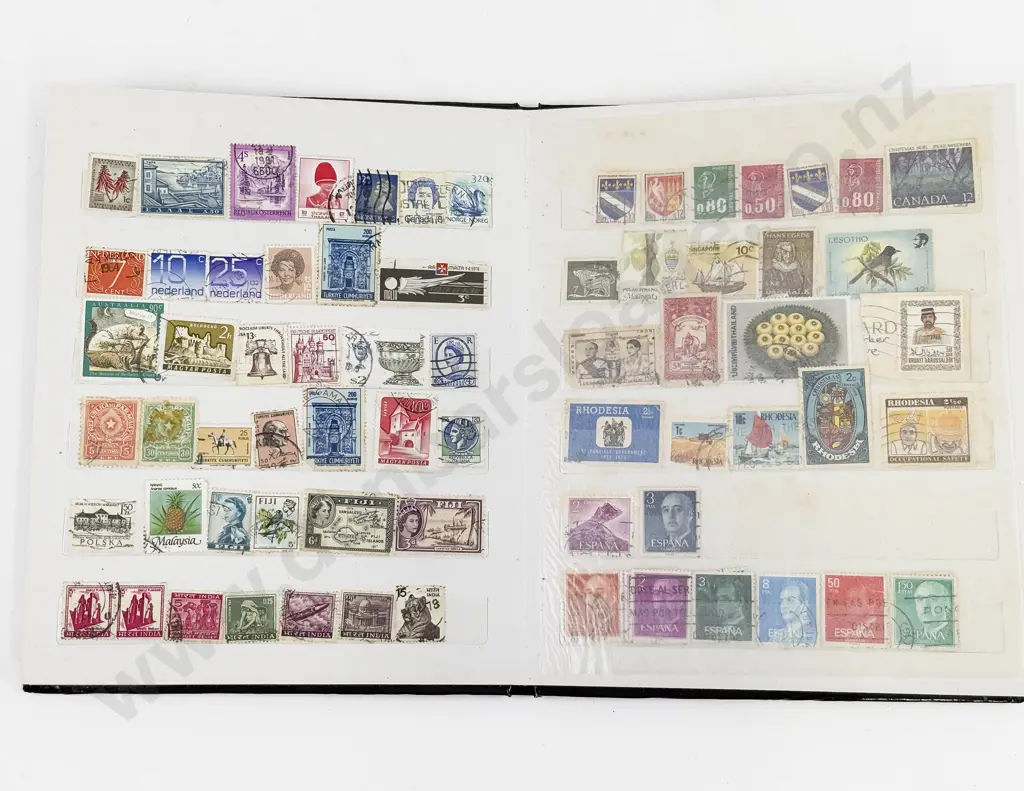 Vintage World Album with Tasman Vintage NZ Stamp Album and Stock Book Image 1++
