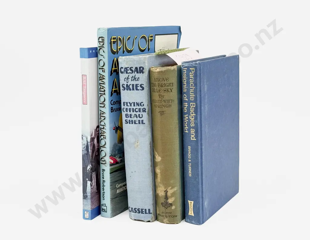 Five Vintage Aviation Reference Volumes Image 1++