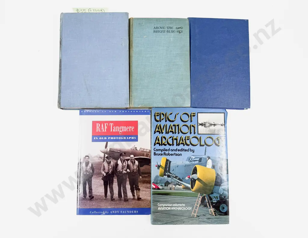 Five Vintage Aviation Reference Volumes Image 1++