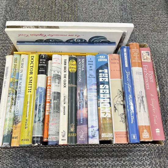 Box Assorted NZ Regional Histories & Biographies