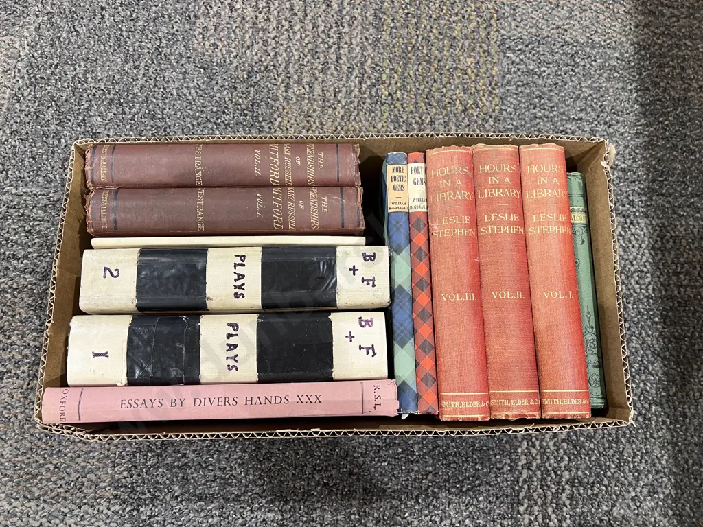 Box Assorted Vintage Volumes Image 1++