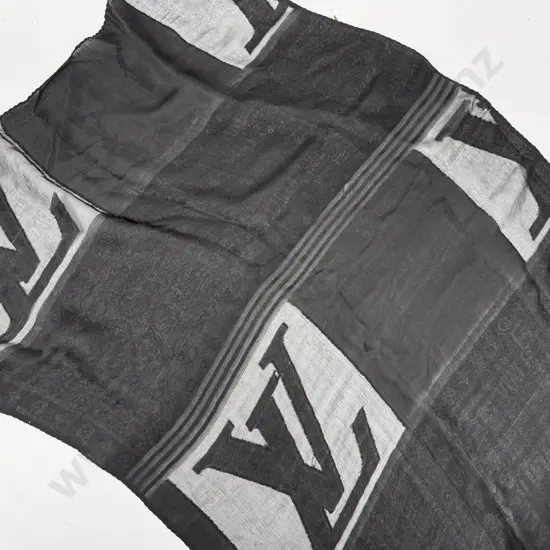 Louis Vuitton Style Monogram Scarf