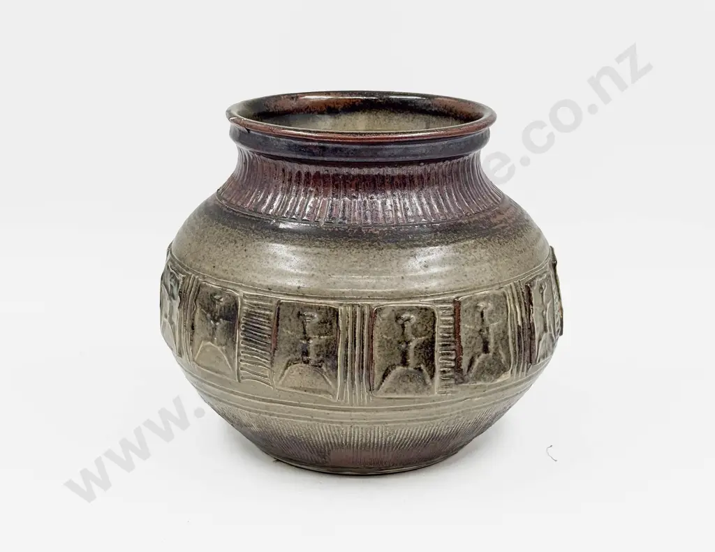 Jack Laird NZ Pottery Vase Image 1++
