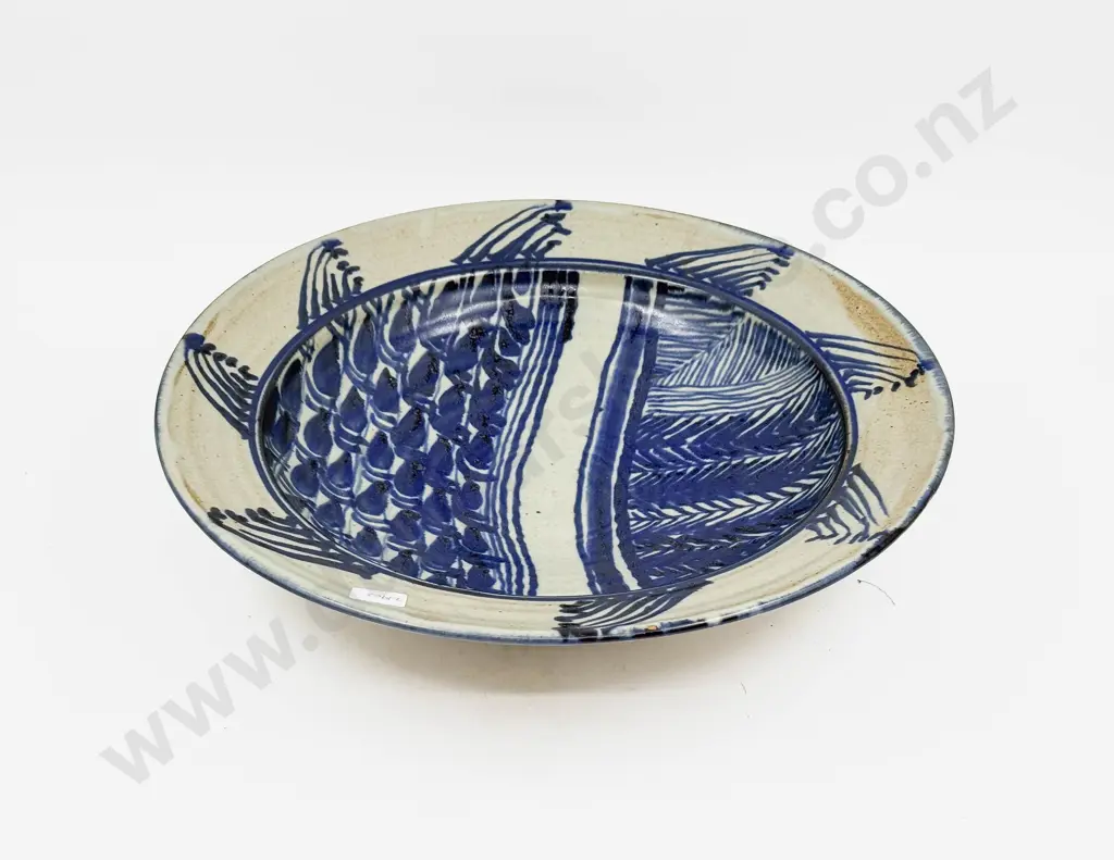 Royce McGlashen NZ Pottery Table Bowl Image 1++