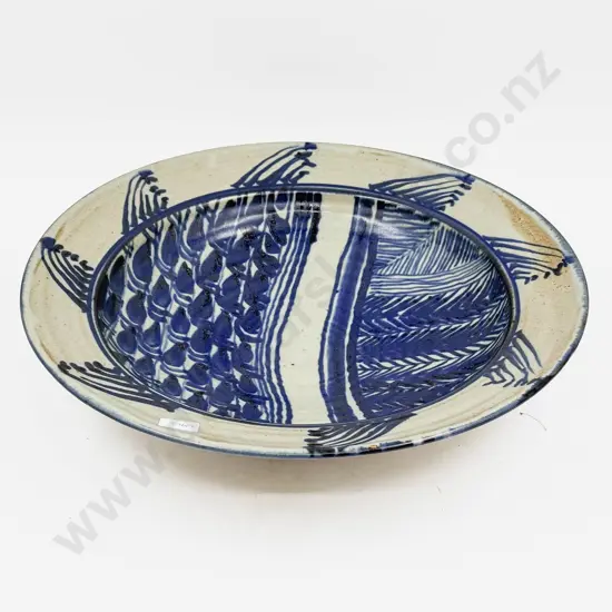 Royce McGlashen NZ Pottery Table Bowl