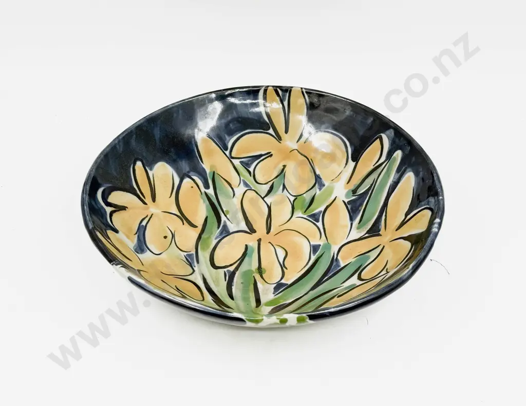 R. Atkinson Floral Pottery Table Bowl Image 1++