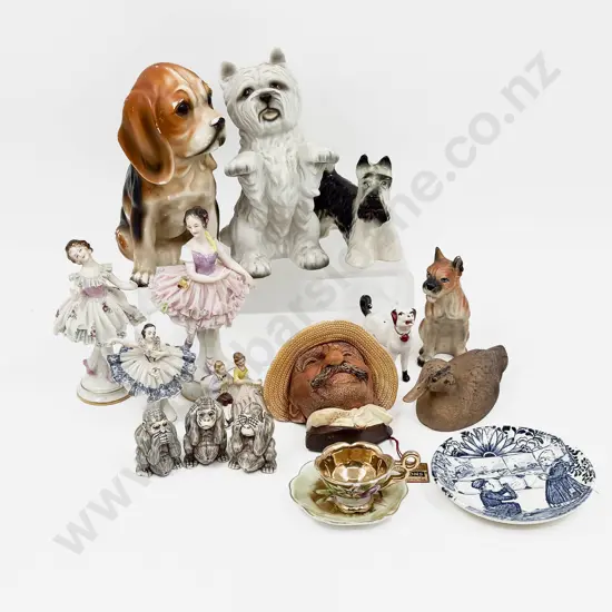 Qty of Assorted Animal Ornaments together with Two China Lace Figures etc