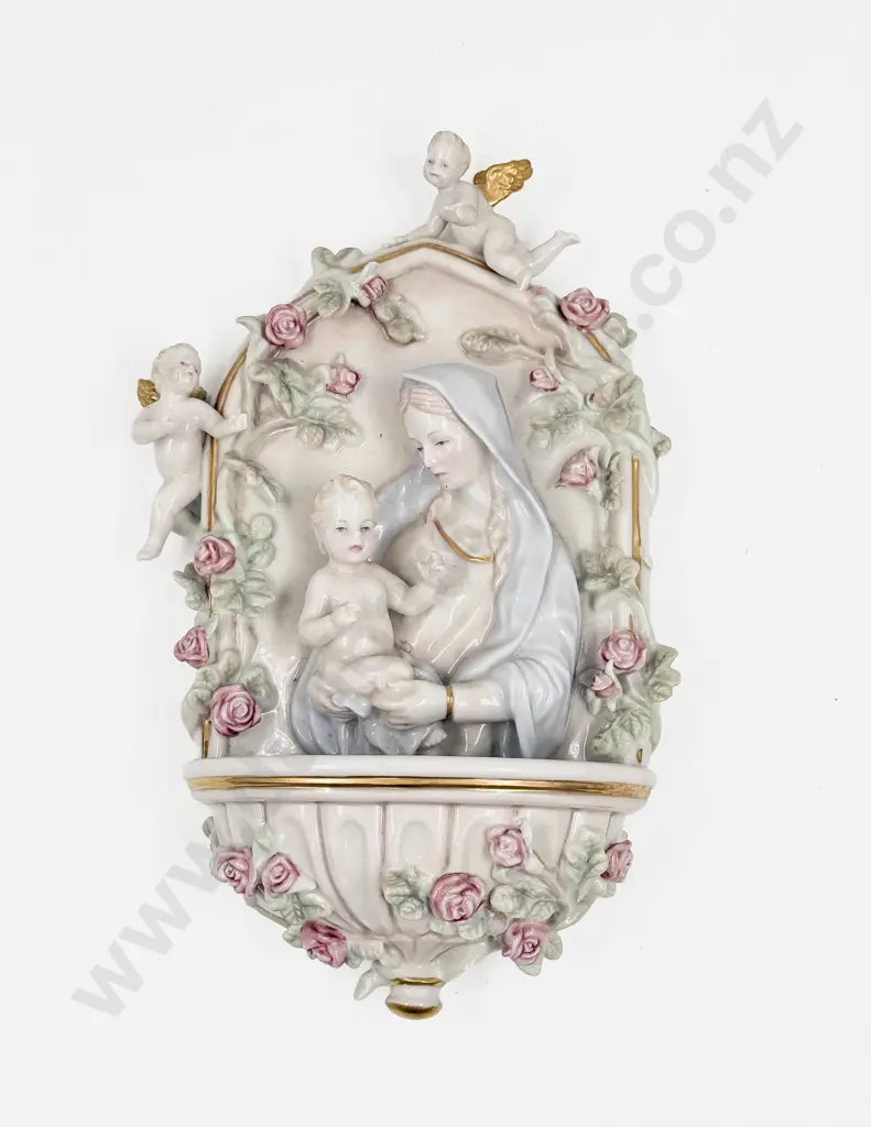Madonna & Child Holy Water Font Image 1++