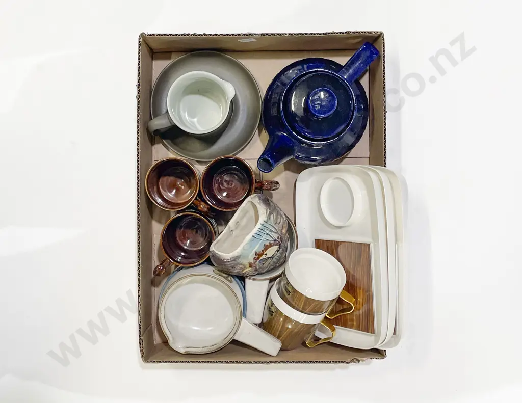 Box Qty of Assorted incl Denby Stoneware & Vintage Plastic Trays & Cups Image 1++