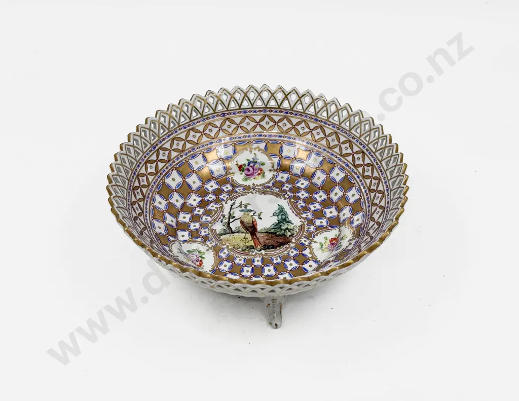Dresden Footed Bowl Image 1++