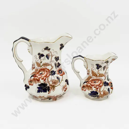 Graduated Pair of Wedgwood "Old Derby" Pattern Jugs