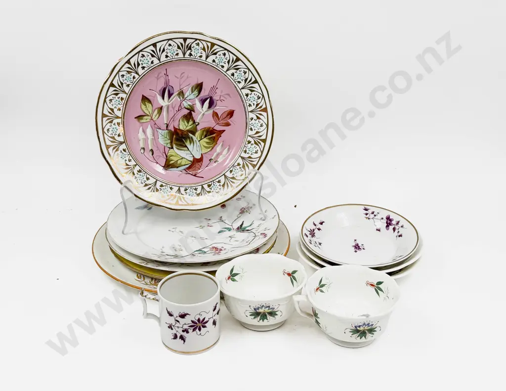 Qty of Assorted Fancy China Image 1++
