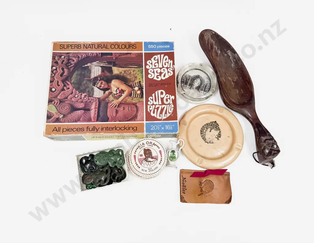 Qty of Assorted Vintage incl Air NZ Plastic Tikis etc Image 1++