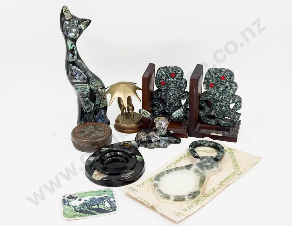 Qty of Assorted NZ Tourist Ware incl Paua Shell Tiki Bookends Image 1++