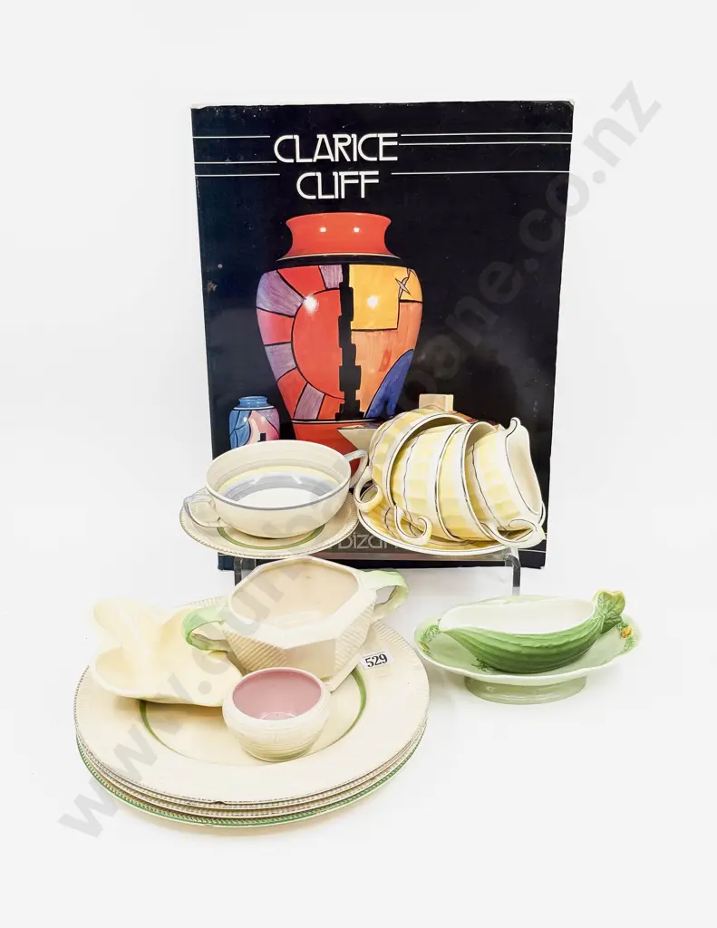Qty of Assorted China incl Carlton Ware & Clarice Cliff together with Clarice Cliff Bizarre Ware Reference Book Image 1++