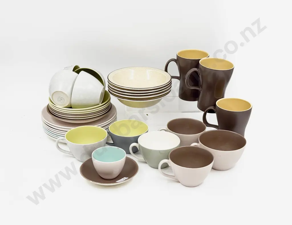Qty of Assorted Poole Twintone China Image 1++