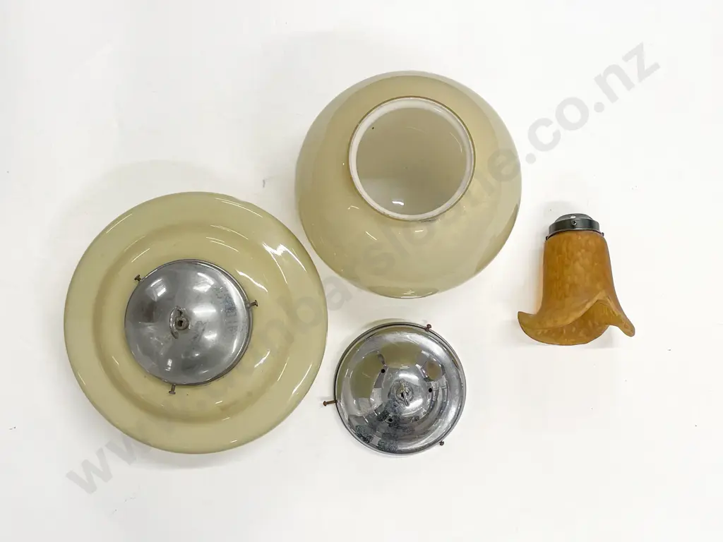 Qty of Assorted Vintage Glass Lightshades Image 1++