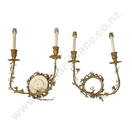 Pair of Vintage Decorative Wall Lights & Assorted Floral Embellishments