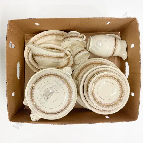 New Hall Part Dinnerset