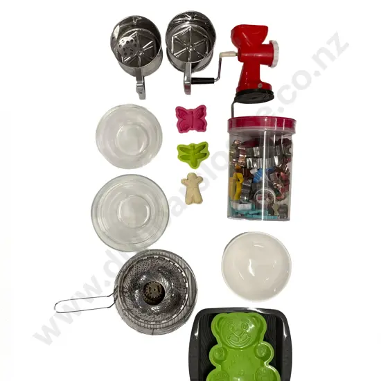 Box Of Assorted Kitckenware