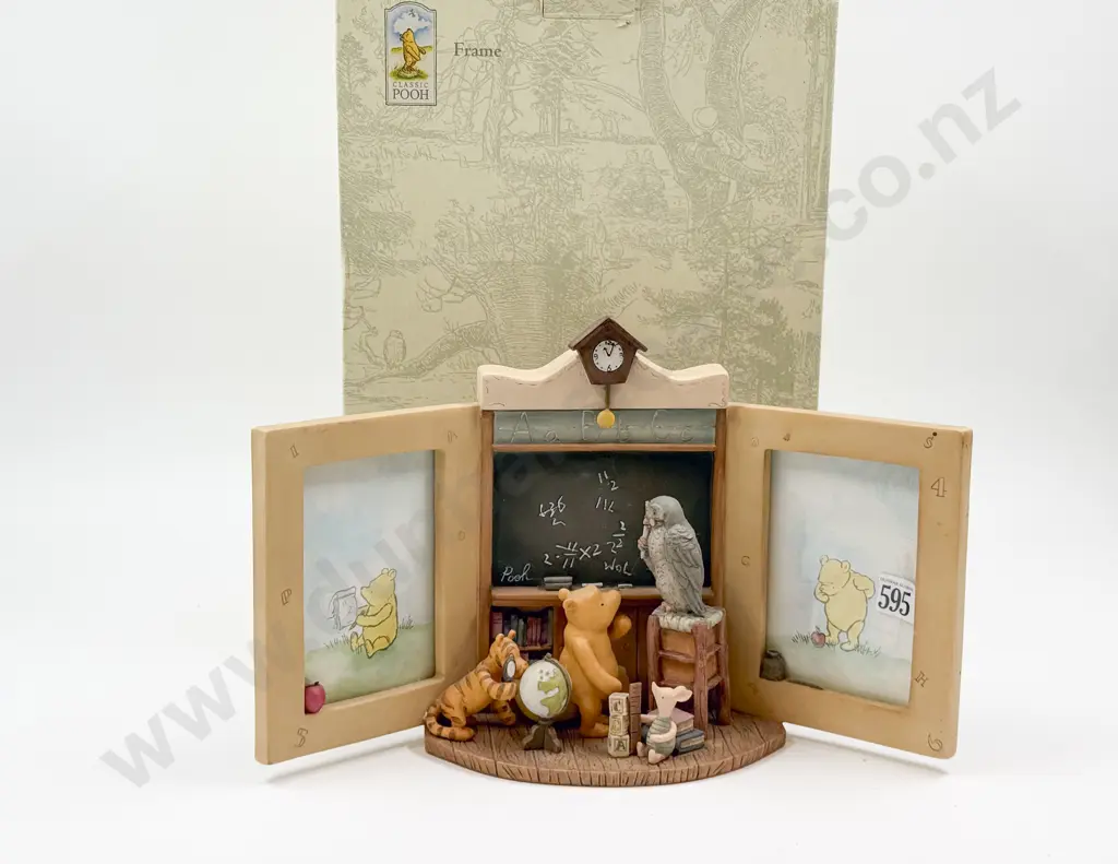 Boxed Michel & Company Winnie the Pooh Photo Frame Image 1++