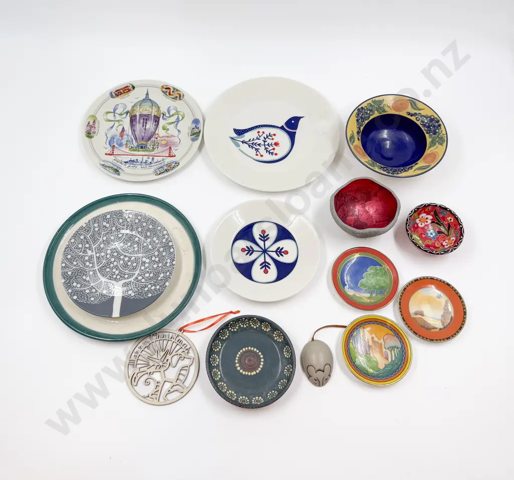 Small Qty of Assorted China Image 1++