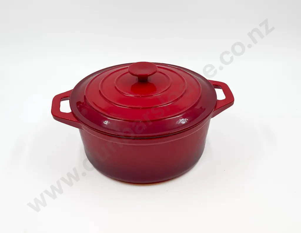 Large Cast Iron Lidded Casserole Image 1++
