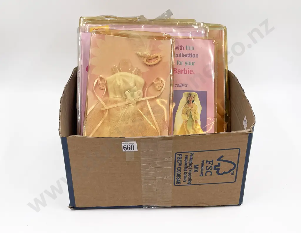 Six Barbie Costumes from Magazine Issue Image 1++