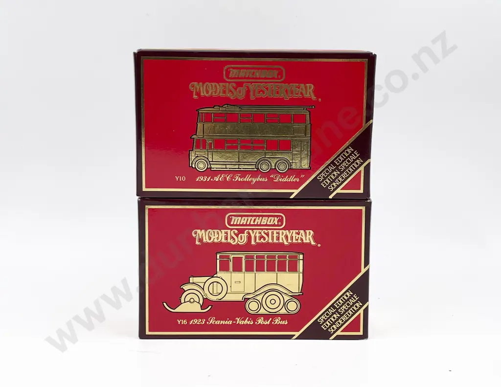Two Special Edition Models of Yesterday Y-10 Dibbler & Y-16 Post Bus Image 1++