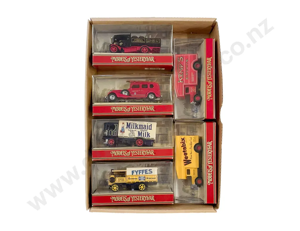 Six Matchbox Models of Yesteryear Window Boxed with Picture Background Image 1++