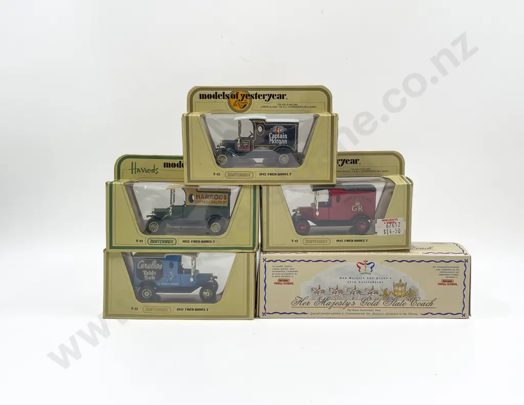 Four Matchbox Models of Yesteryear & Gold State Coach Model Image 1++