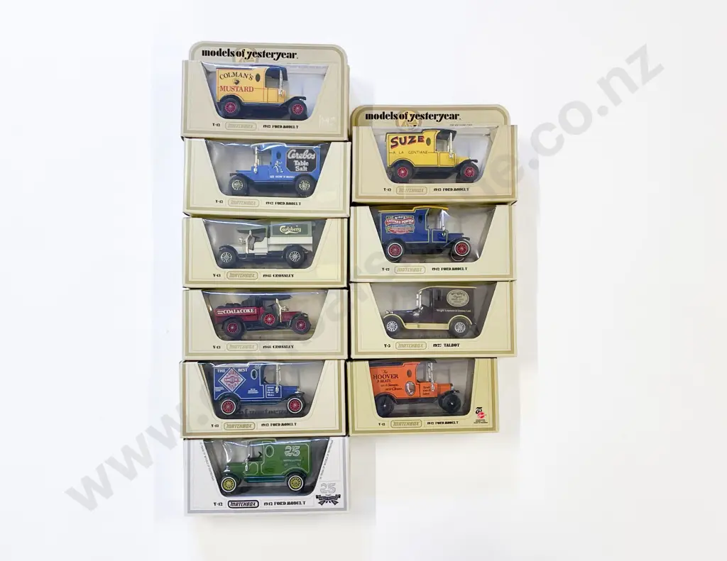 Nine Assorted Window Boxed Vintage Car Models of Yesteryear Image 1++