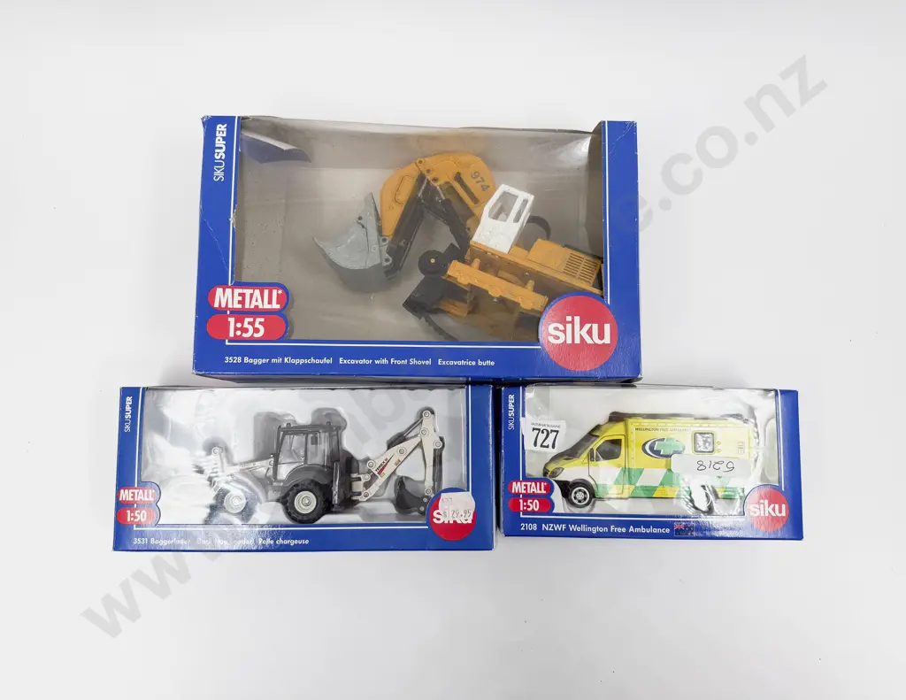 Siku Two Construction Models & Ambulance Image 1++