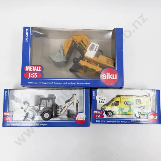 Siku Two Construction Models & Ambulance
