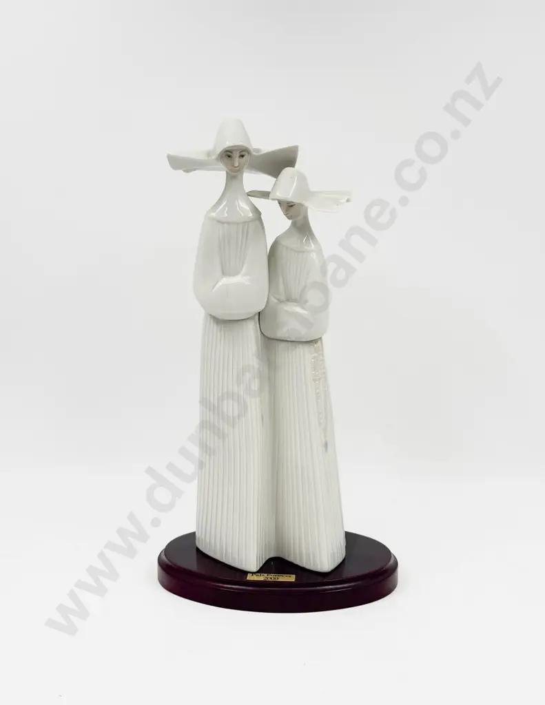 Lladro Figure Group of Nuns Image 1++