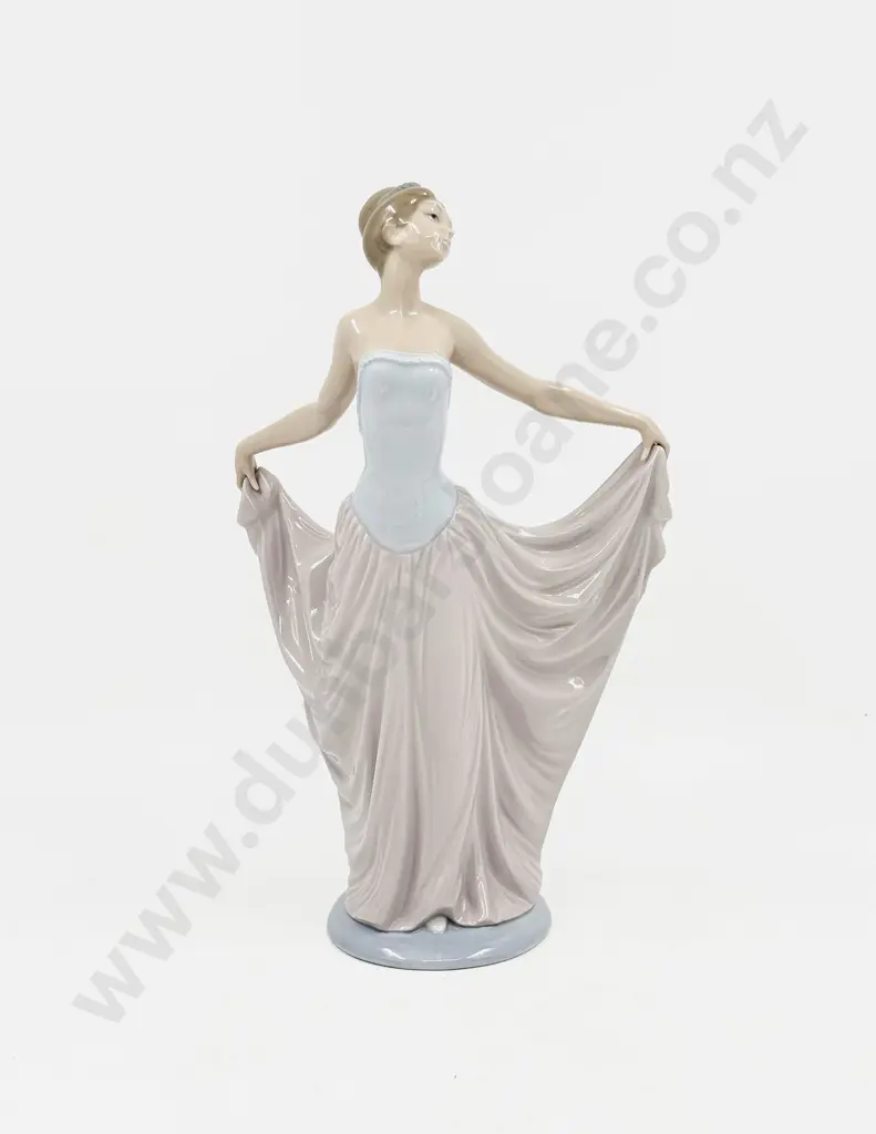Lladro Figure Image 1++