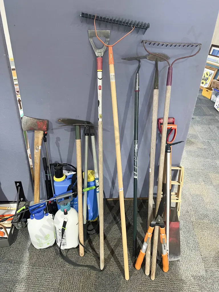 Large Qty of Assorted Garden Tools & Weed Sprayers Image 1++