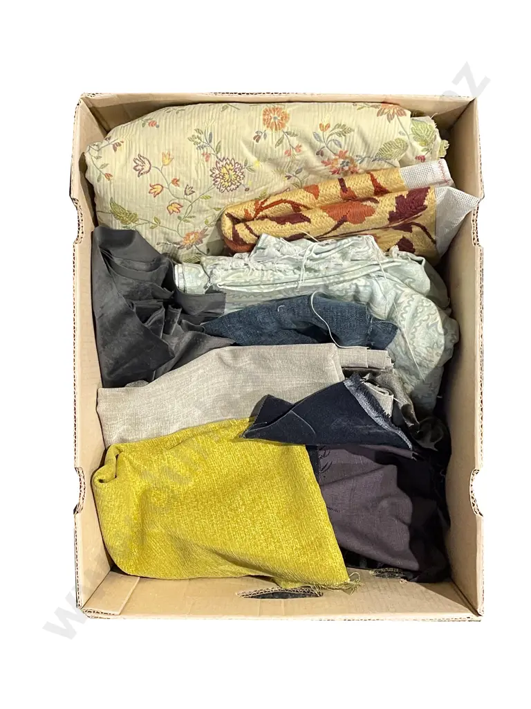 Box of Assorted Fabric Image 1++