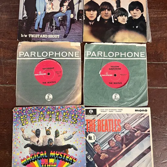 Qty of 45 RPM Vinyl Records incl Beatles