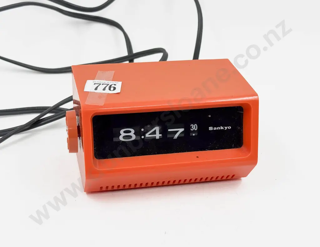Sankyo Vintage Digital Clock Image 1++